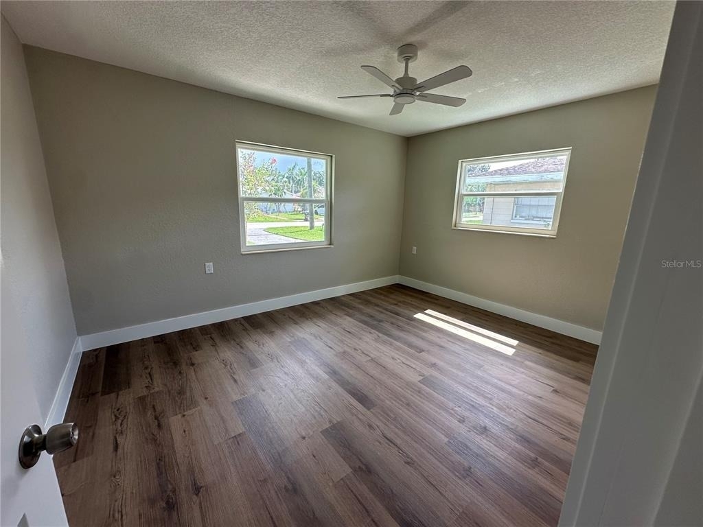 7120 Grevilla Avenue S - Photo 4