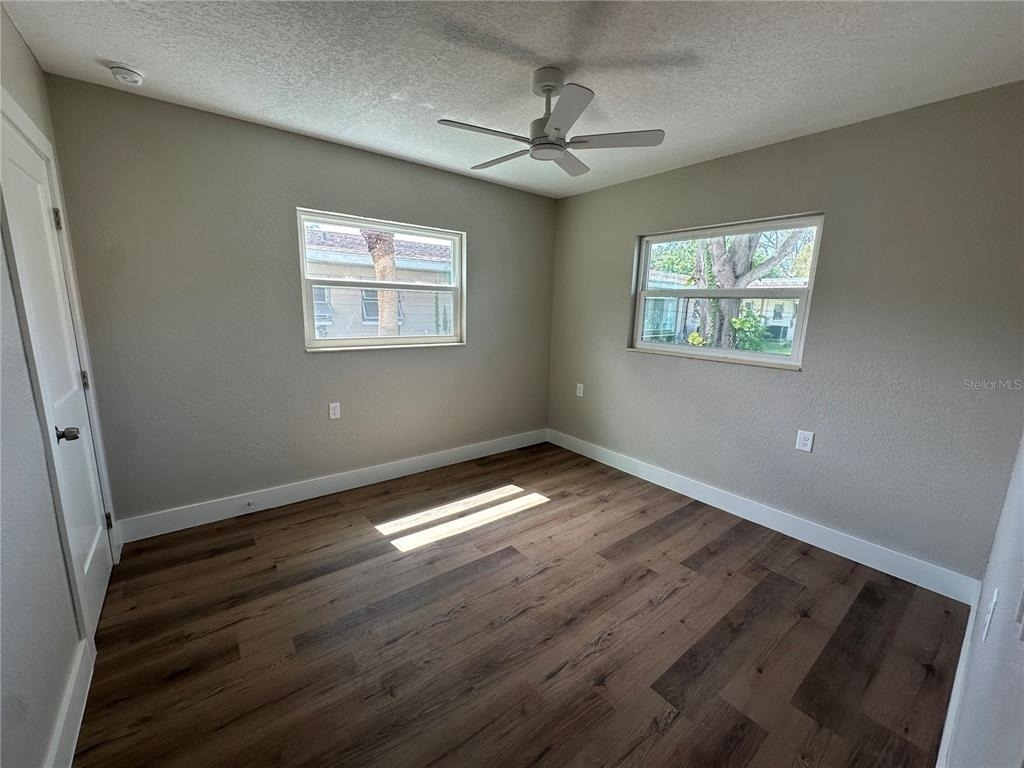 7120 Grevilla Avenue S - Photo 5