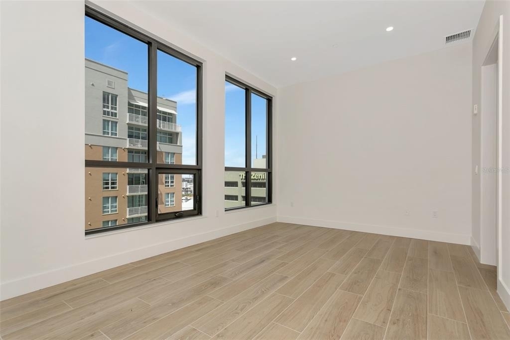 33 S Palm Avenue - Photo 10