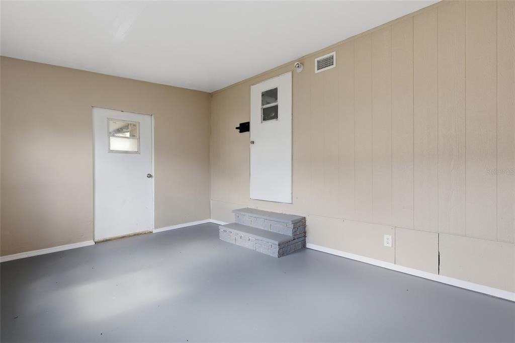 36131 Zinnia Street - Photo 16