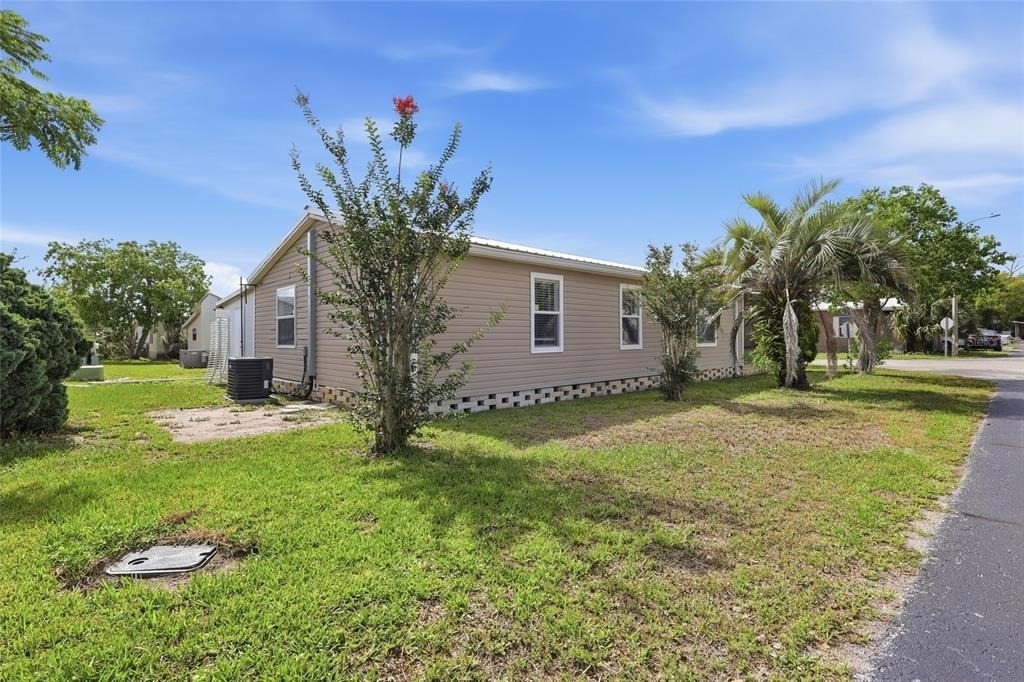 36131 Zinnia Street - Photo 18