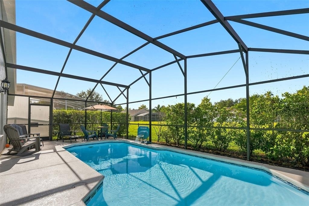334 Grosvenor Loop - Photo 49
