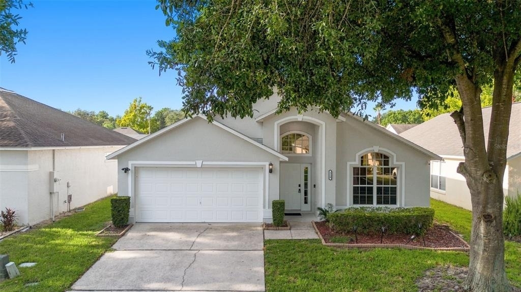334 Grosvenor Loop - Photo 1
