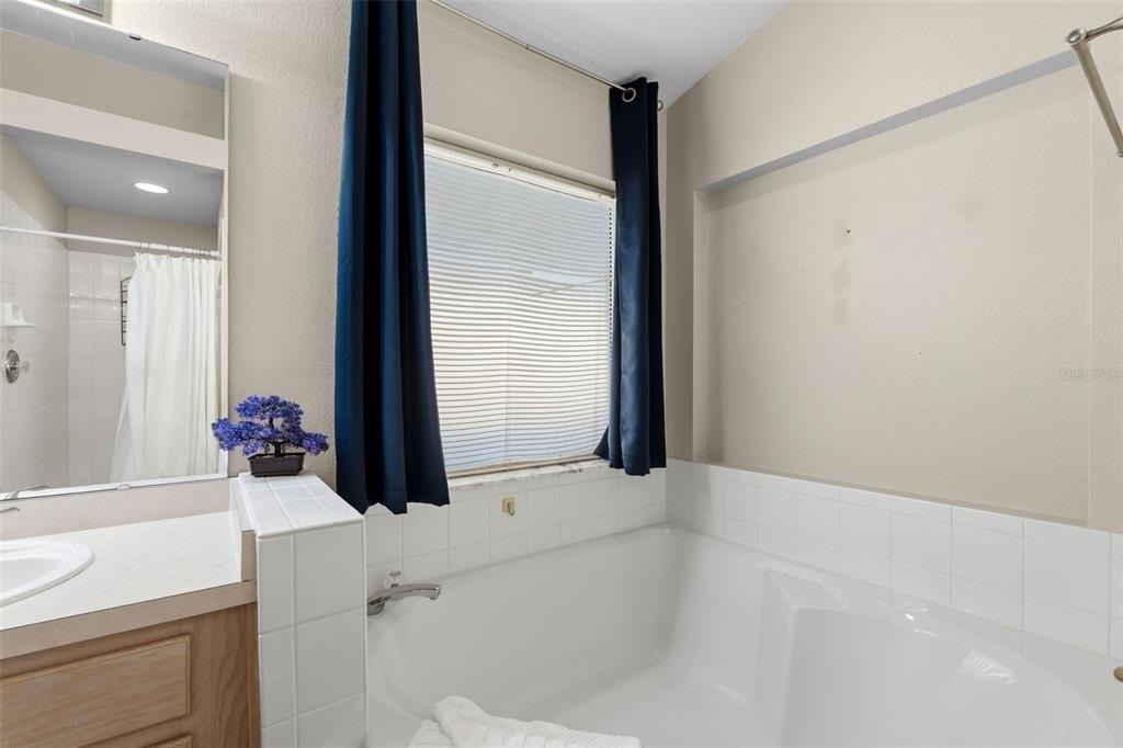 334 Grosvenor Loop - Photo 35