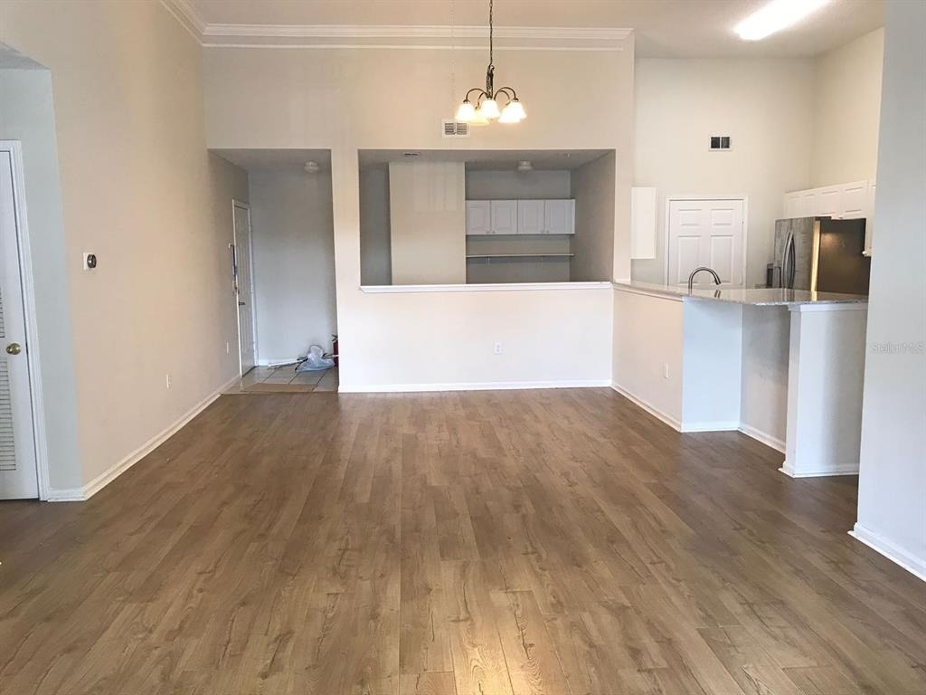 239 Longview Avenue - Photo 9
