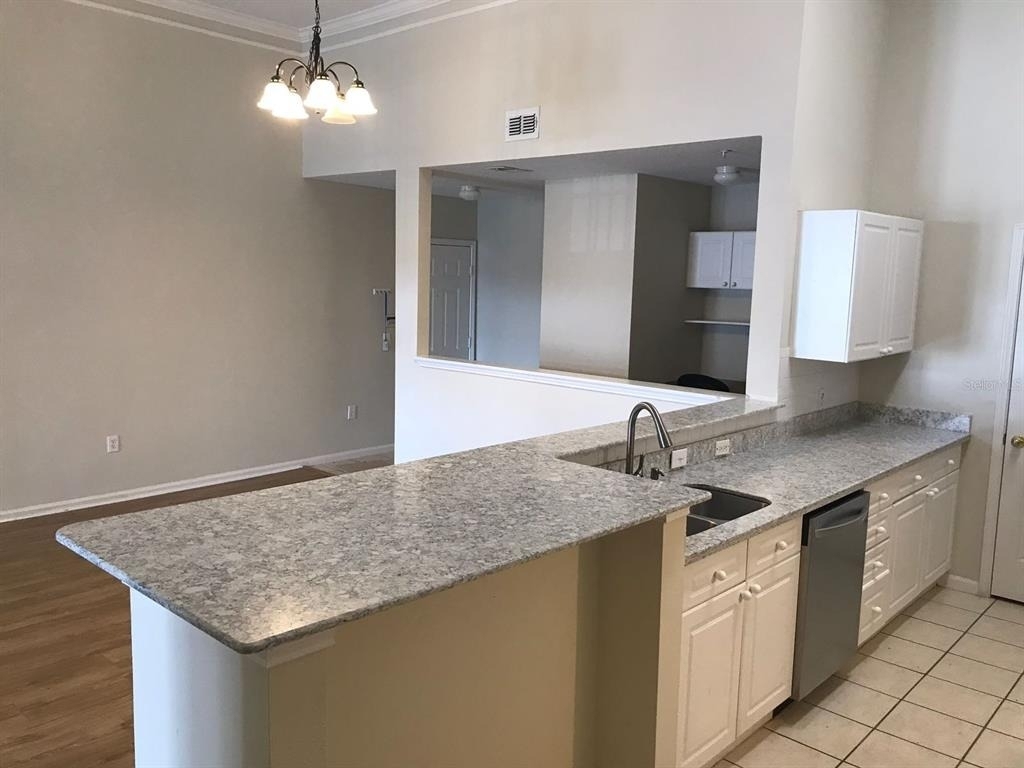 239 Longview Avenue - Photo 12