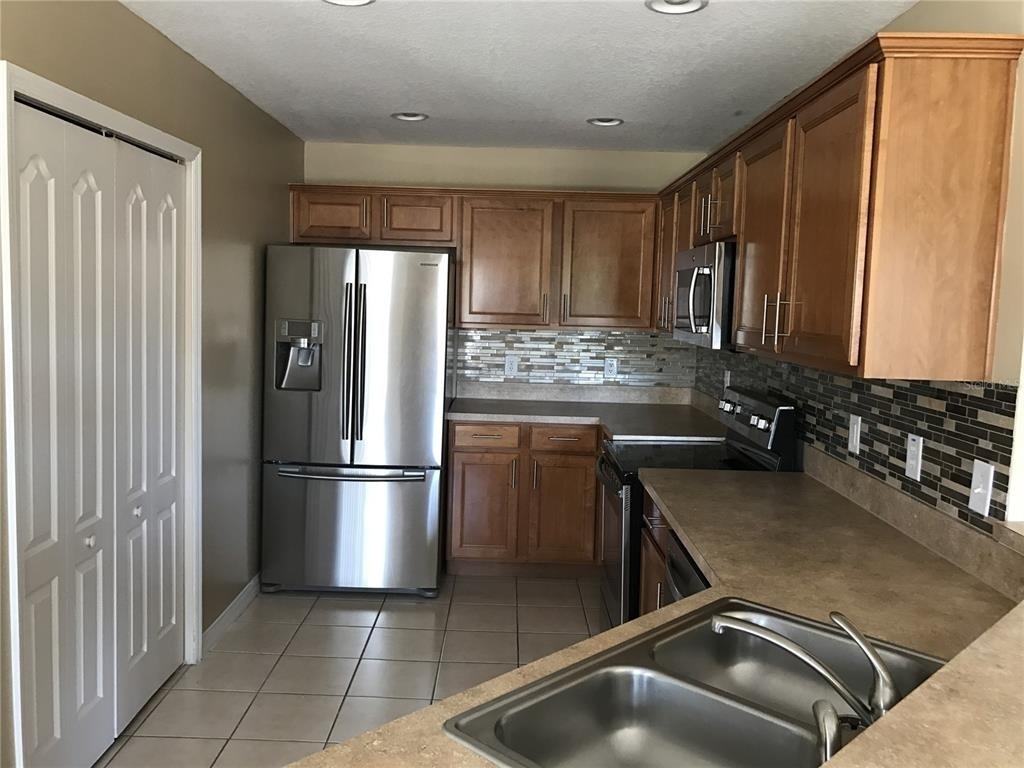 4020 Pemberly Pines Circle - Photo 11