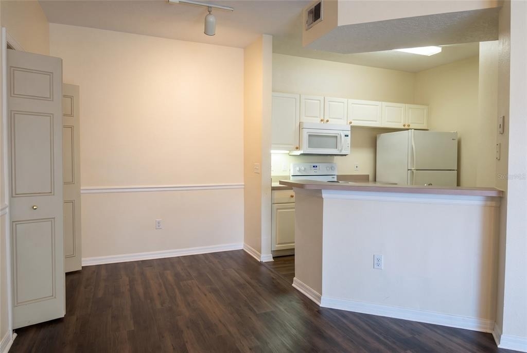 5500 Metrowest Boulevard - Photo 3