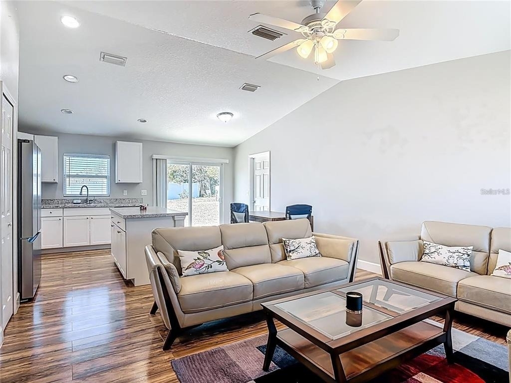 640 Chestnut Avenue - Photo 4