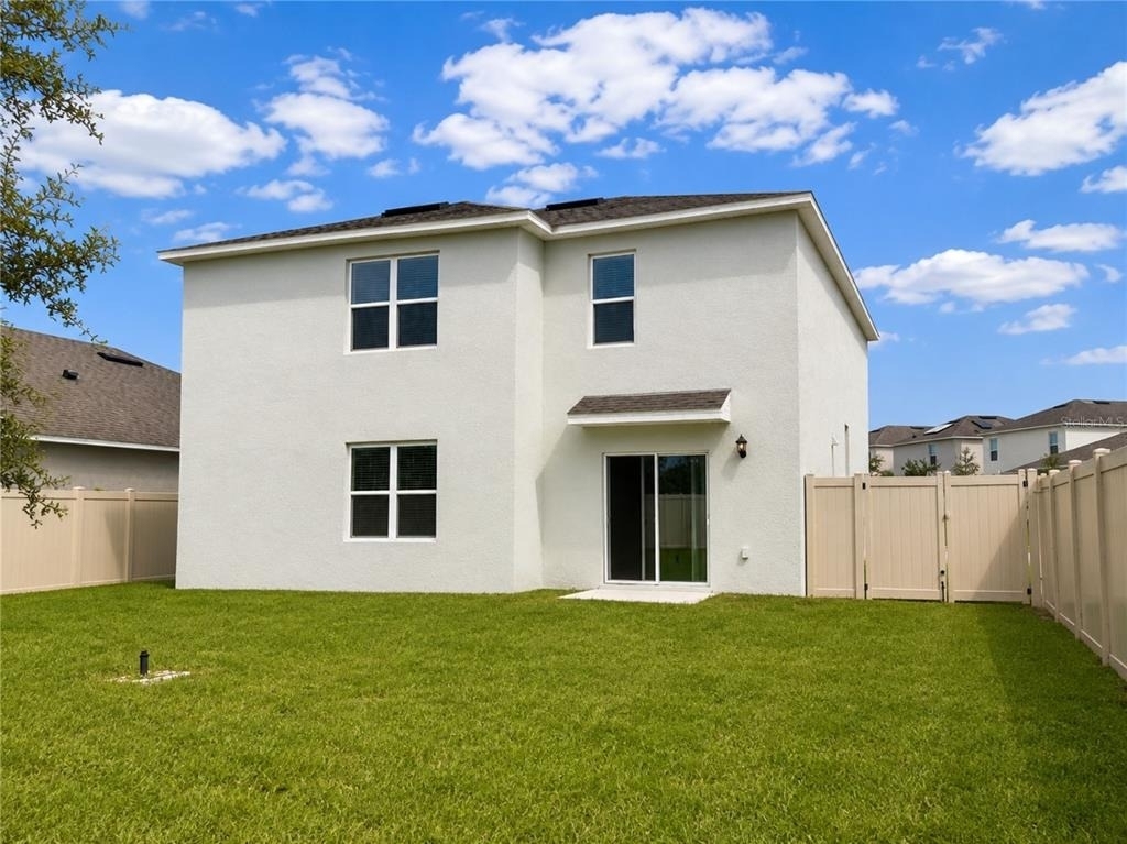 869 Ambleside Drive - Photo 3