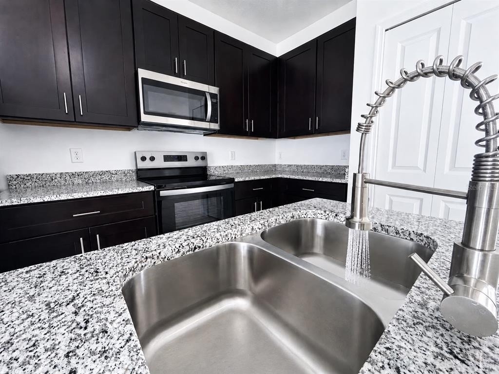 2741 W Rutland Drive - Photo 5