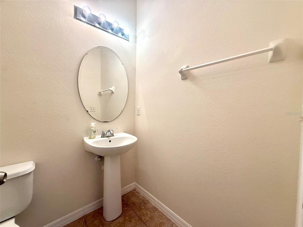 1642 Buckeye Fls Way - Photo 17