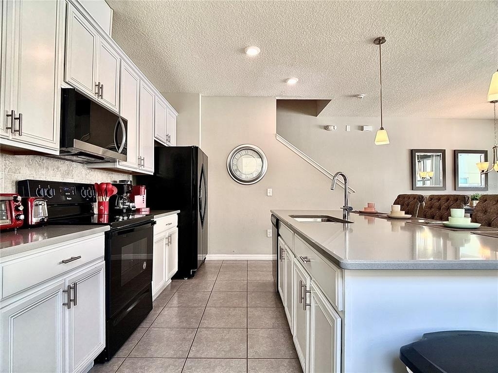 5117 Killarney Way - Photo 39