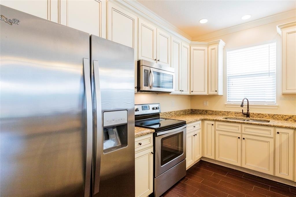 1407 E Muriel Street - Photo 5
