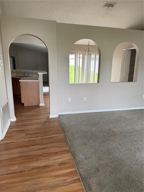 255 Lobelia Drive - Photo 4