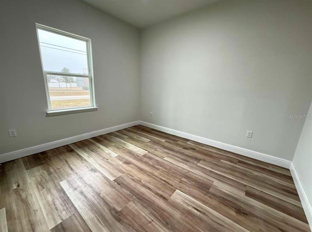 3383 Loveland Boulevard - Photo 14