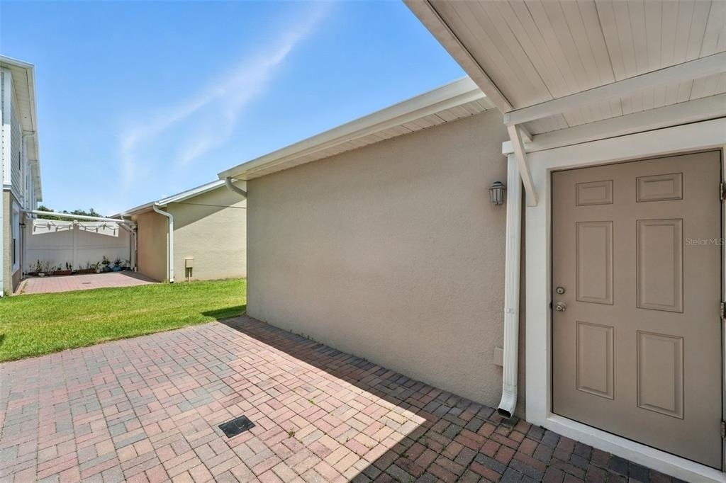 8043 Basilica Lane - Photo 5