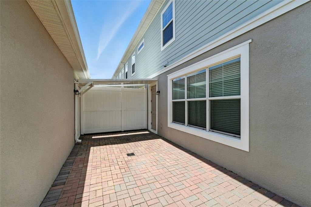 8043 Basilica Lane - Photo 4