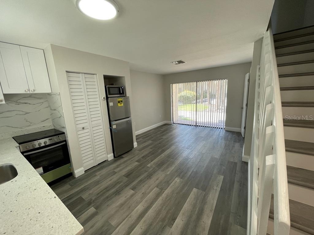 10316 Turkey Lake Road - Photo 4