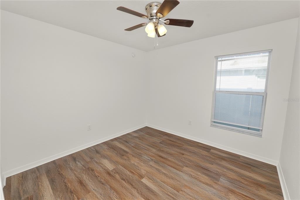 2009 Danes Court - Photo 28