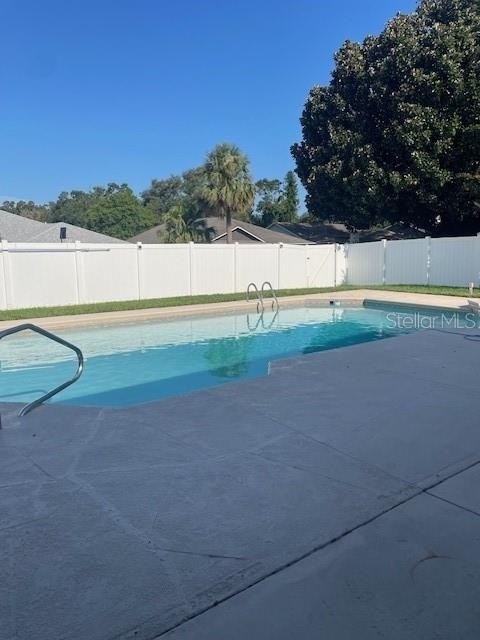 704 Butternut Place - Photo 40