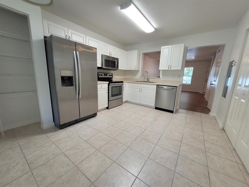 2348 Sw 42nd Drive - Photo 7