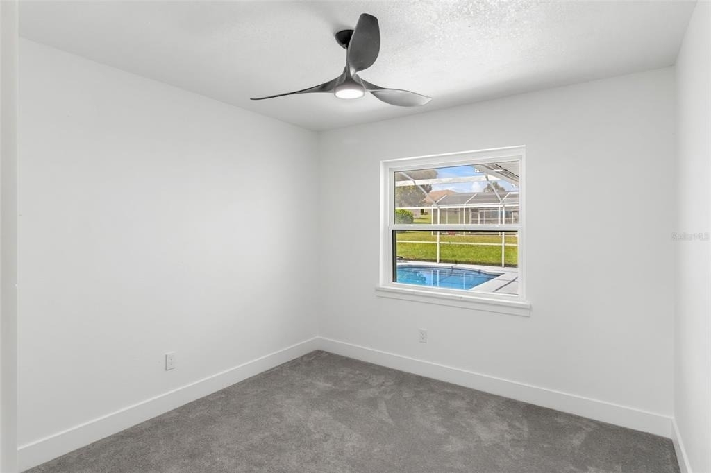 5424 Loma Vista Drive E - Photo 32