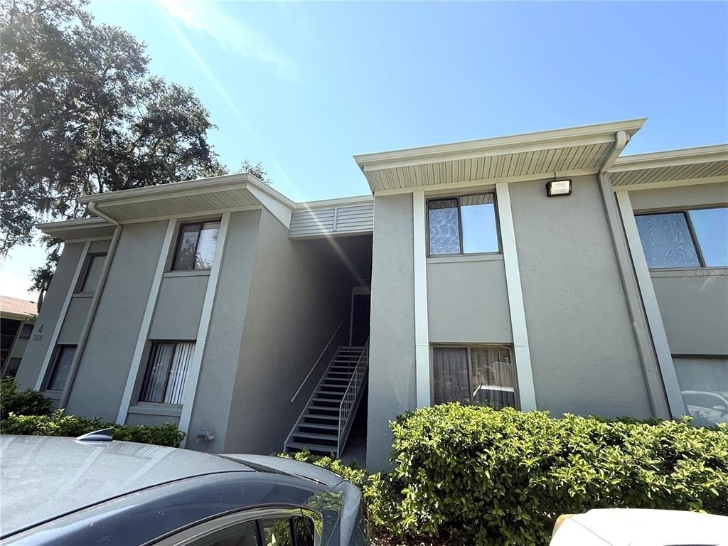 308 Palm Coast Pkwy - Photo 0