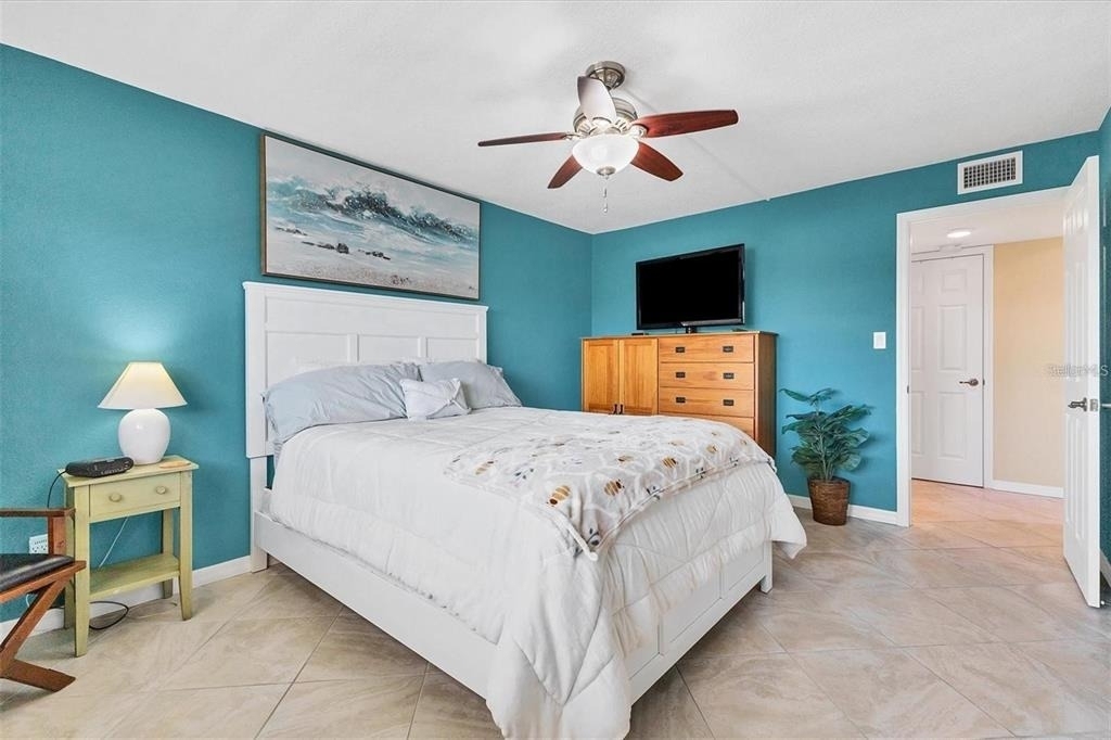 8776 Midnight Pass Road - Photo 20