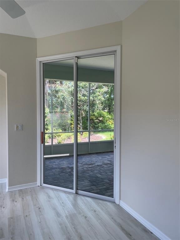 5249 Far Oak Circle - Photo 14