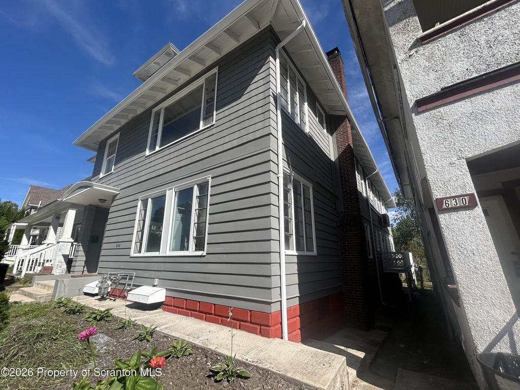 632 N Irving Avenue - Photo 13