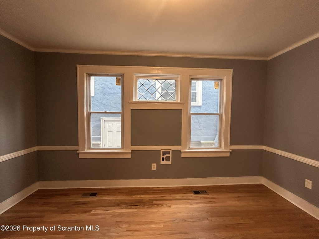 632 N Irving Avenue - Photo 7