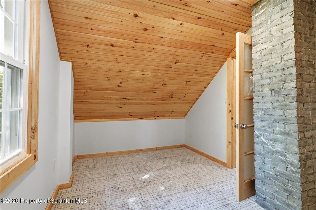 413 Powell Avenue - Photo 52