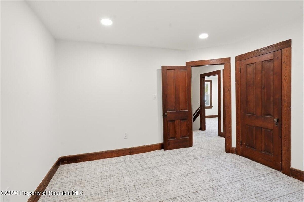 413 Powell Avenue - Photo 40