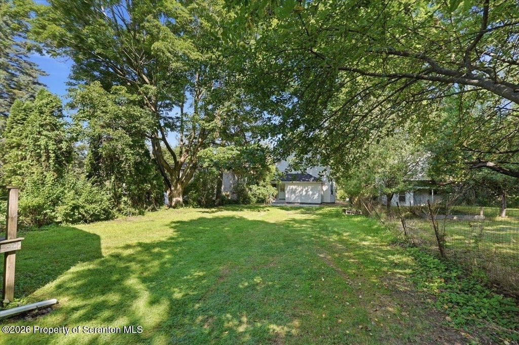413 Powell Avenue - Photo 13