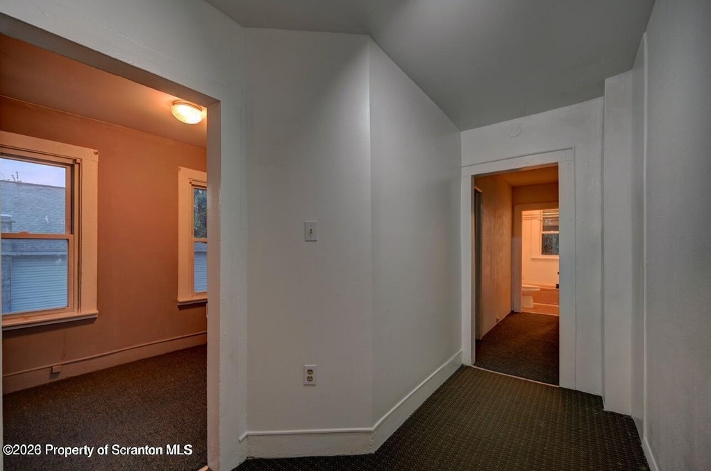 819 Delaware Street - Photo 18