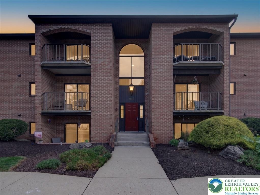 916 Cold Spring Road - Photo 0