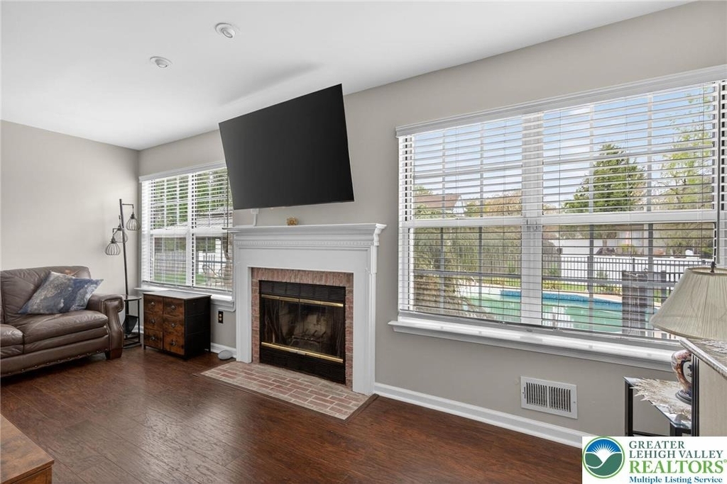 4894 Concord Drive - Photo 12