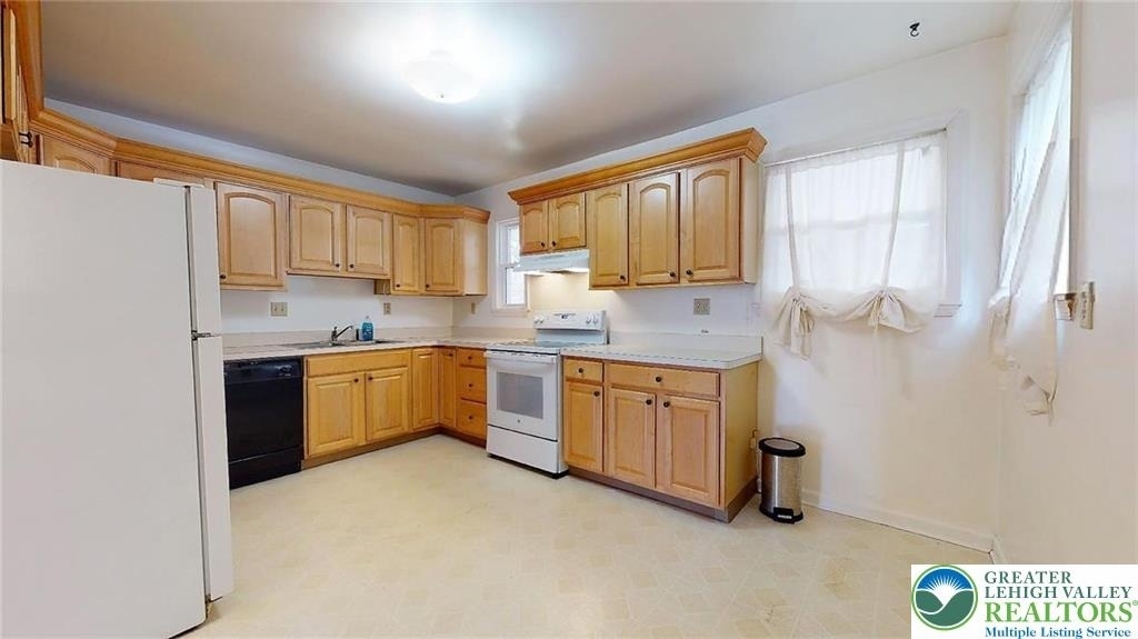 2331 W Washington Street - Photo 3