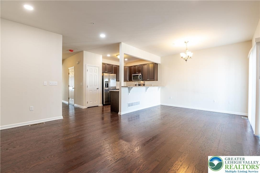 1434 Black Forest Drive - Photo 7