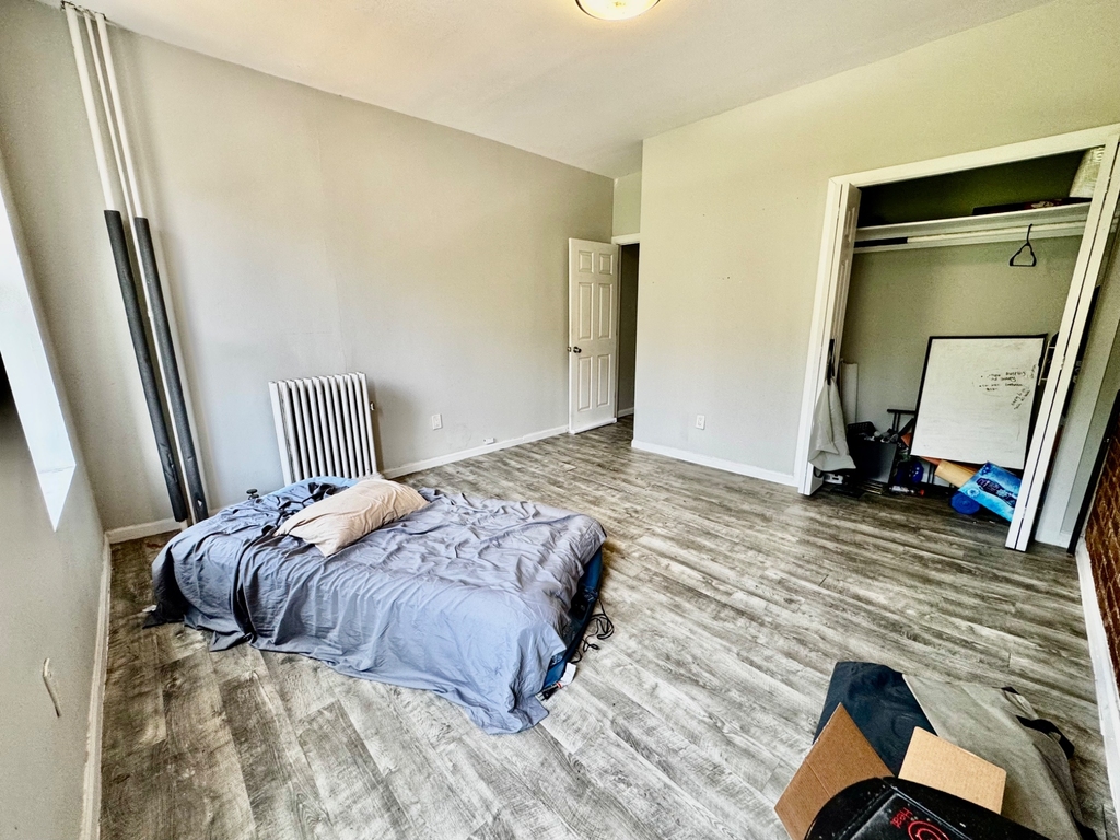 422 St Nicholas Avenue - Photo 4
