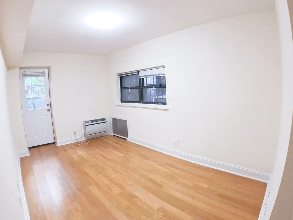 354 East 78th Street - Photo 11
