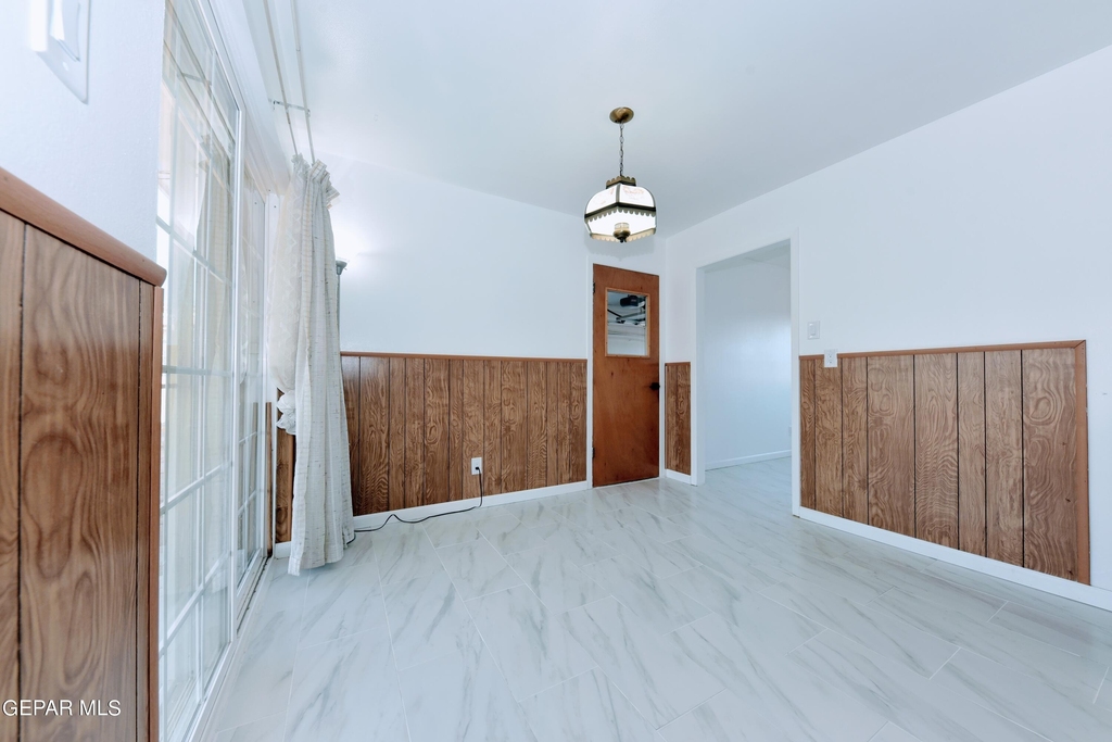 4909 Winthrop Drive - Photo 13