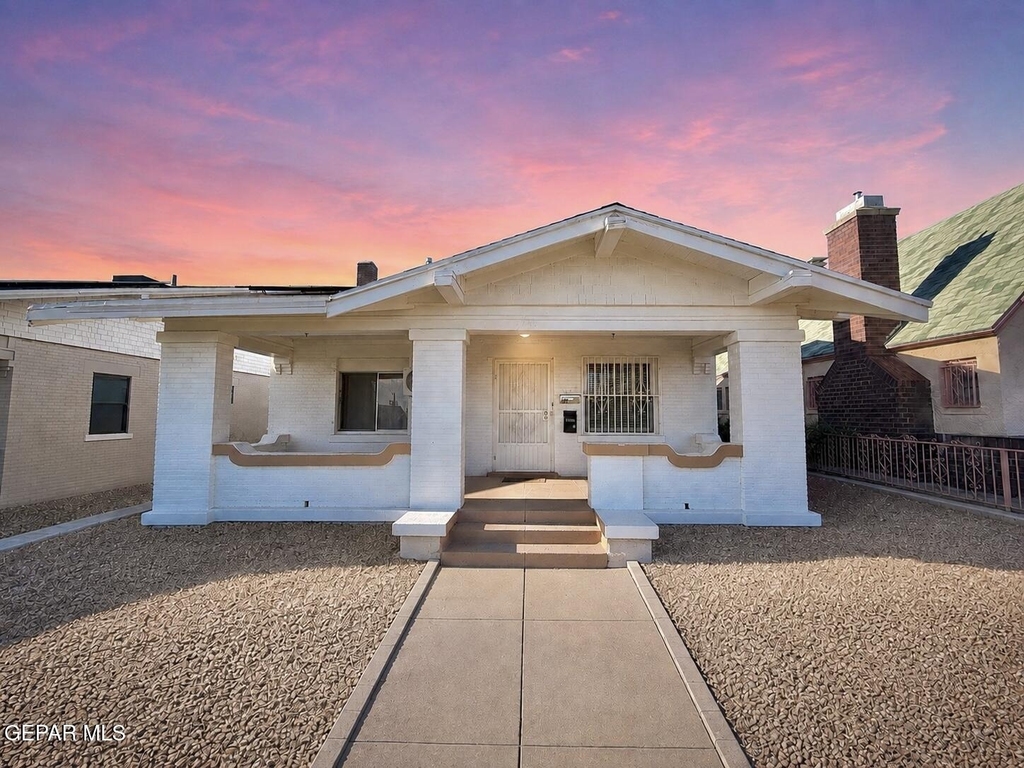 3429 Tularosa Avenue - Photo 0