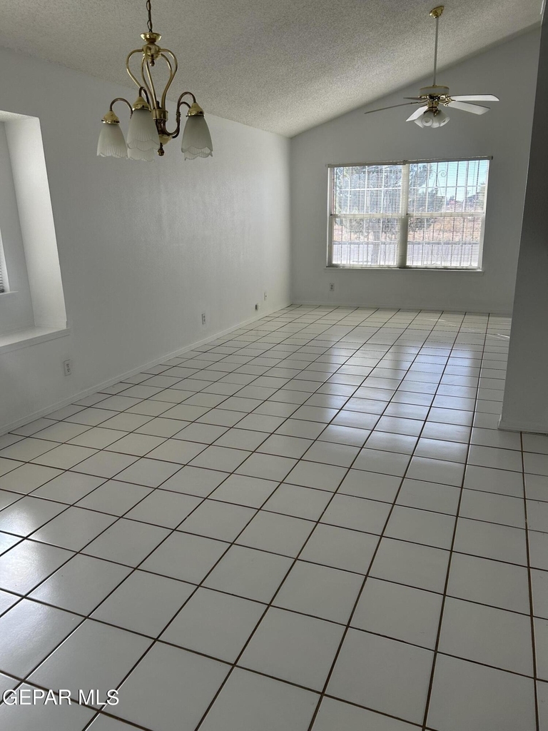 3348 Pendleton Street - Photo 6