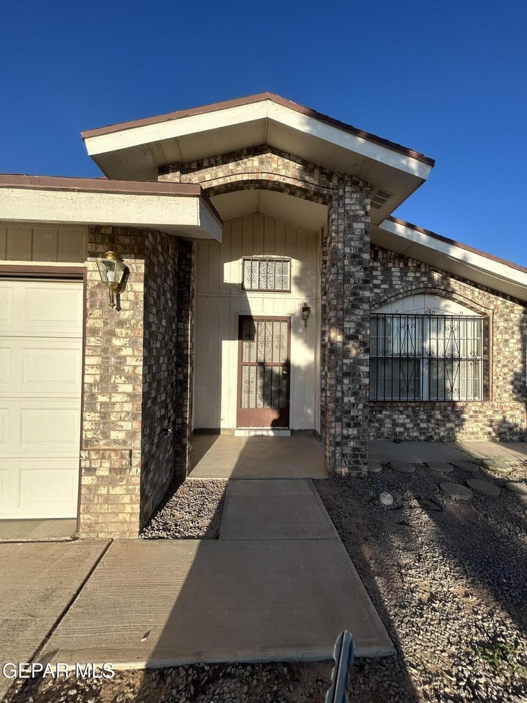 3348 Pendleton Street - Photo 15