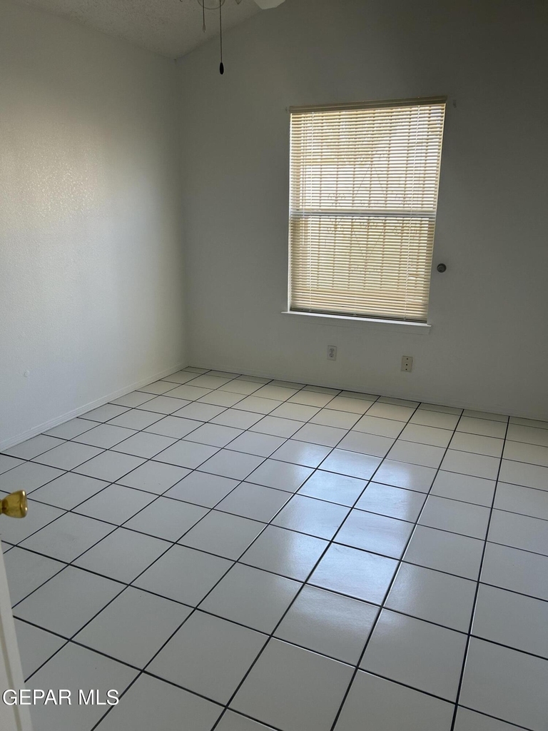 3348 Pendleton Street - Photo 12