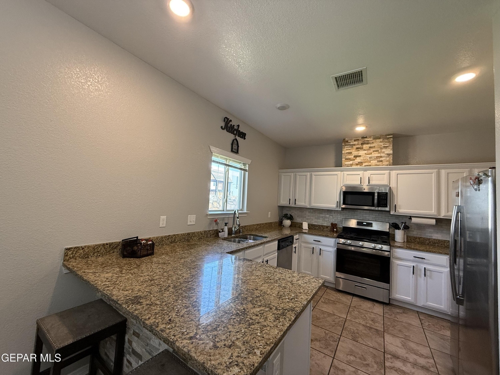 13049 Aerodrome Avenue - Photo 10