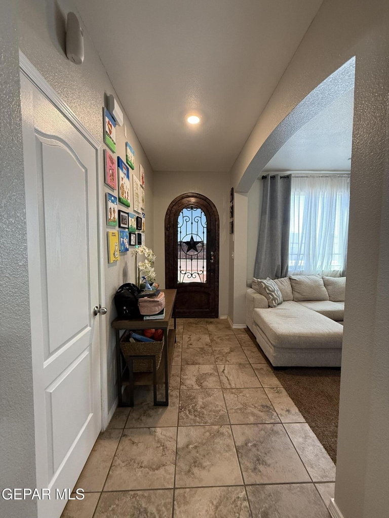 13049 Aerodrome Avenue - Photo 6