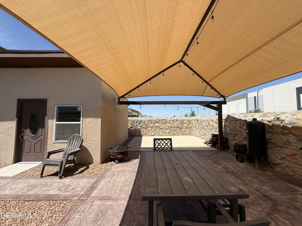 13049 Aerodrome Avenue - Photo 21